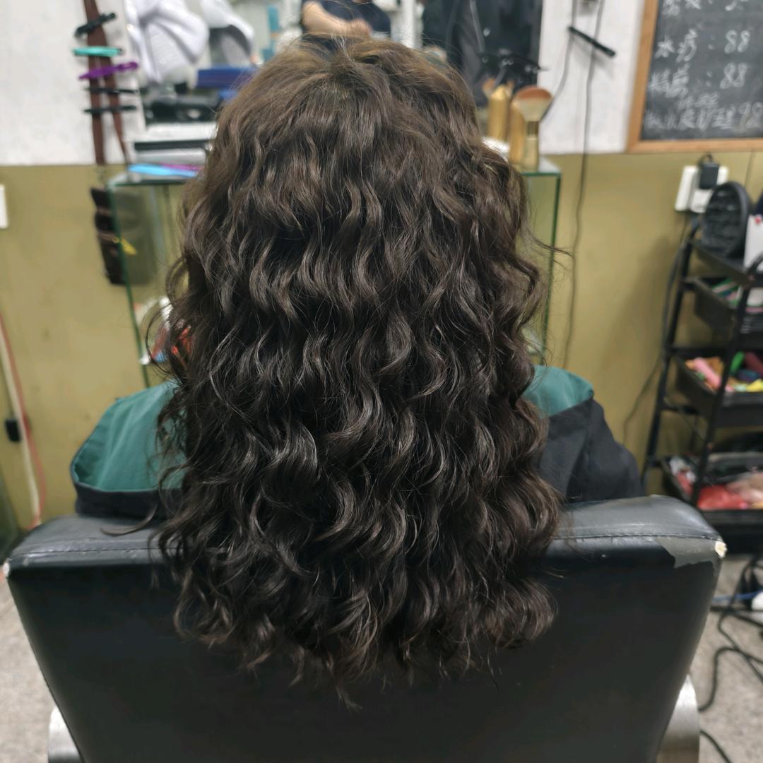 宜兴万达雅潇烫发