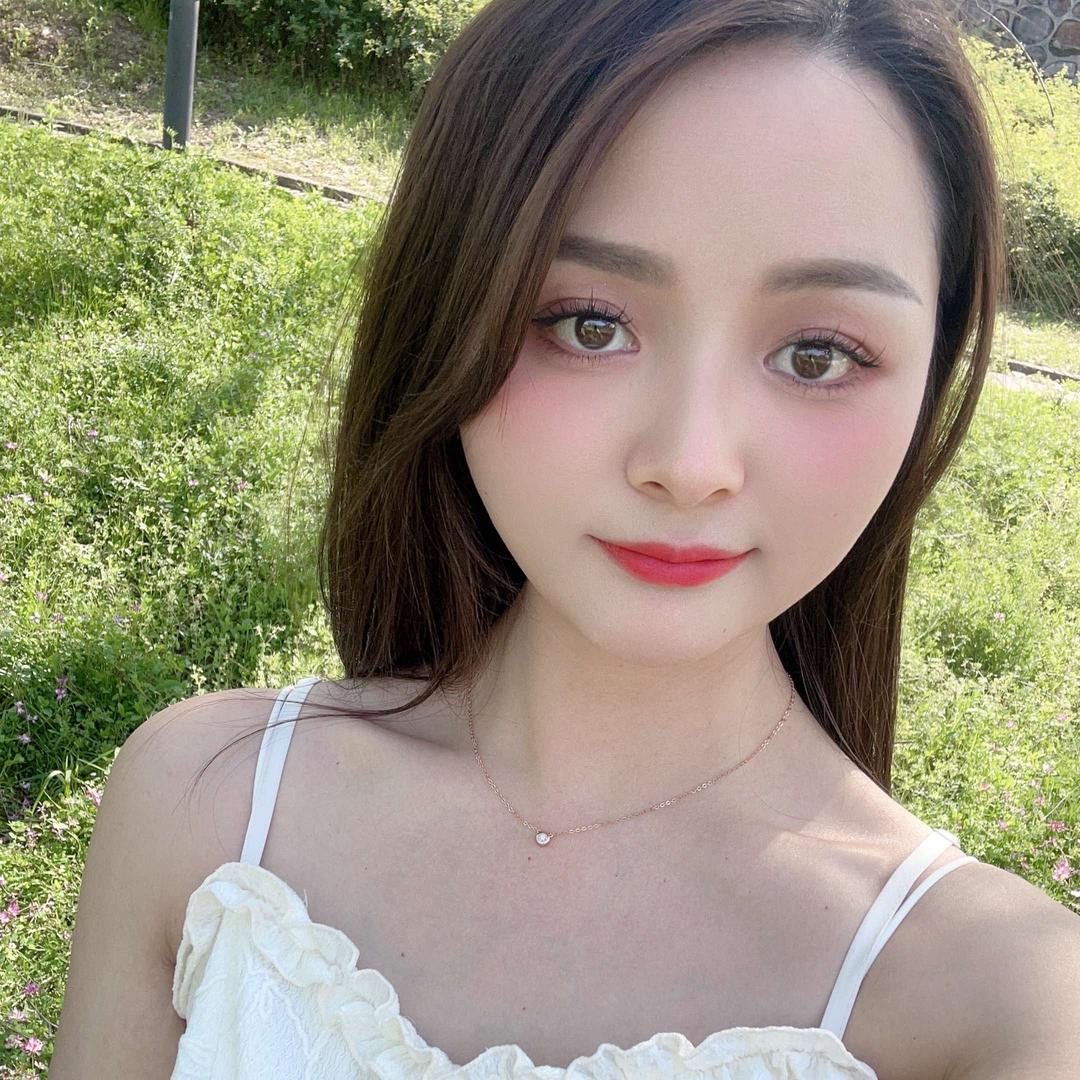 纤逸美甲美睫店