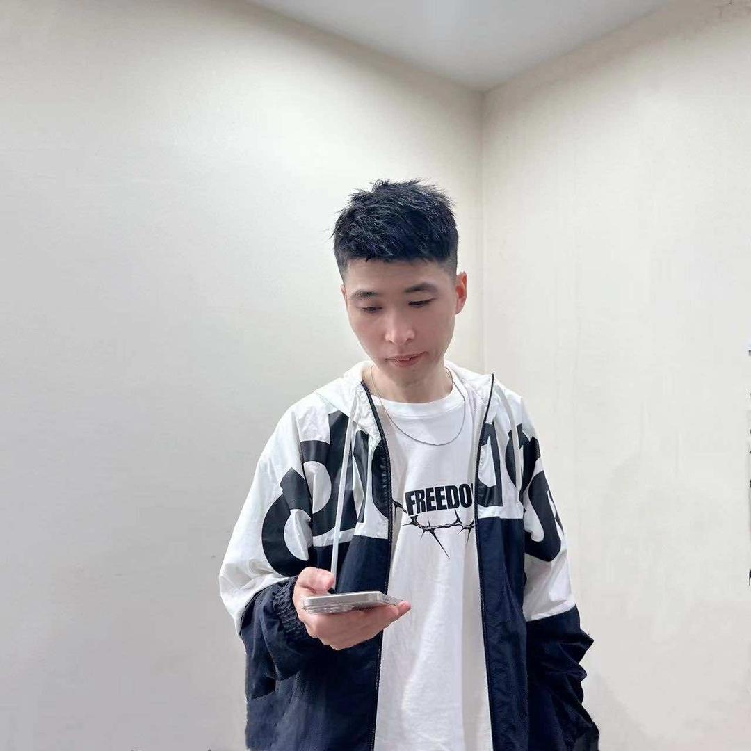 哈尔滨蛋白烫发阿源店长