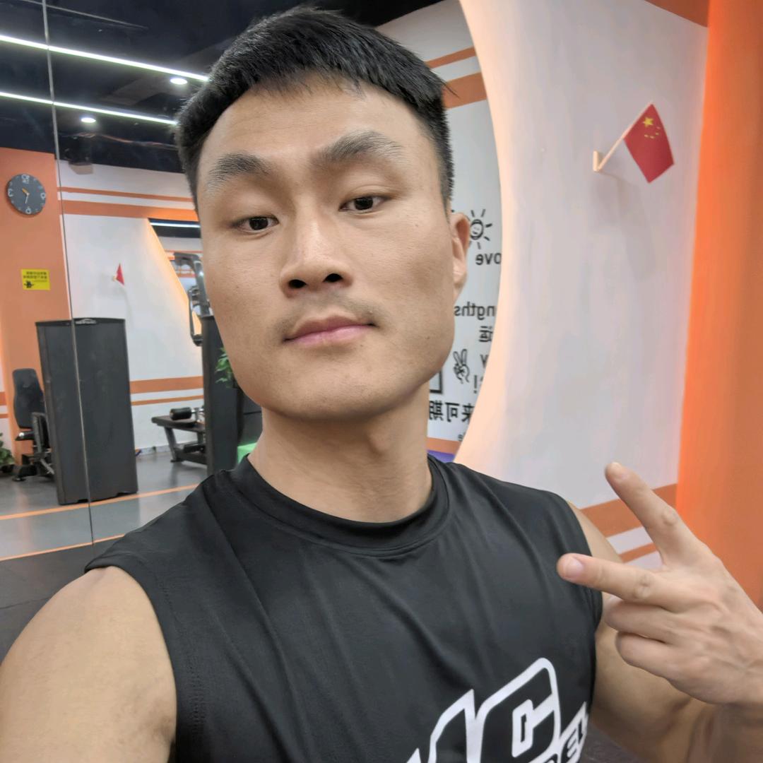 南京体菲德健身沈教练