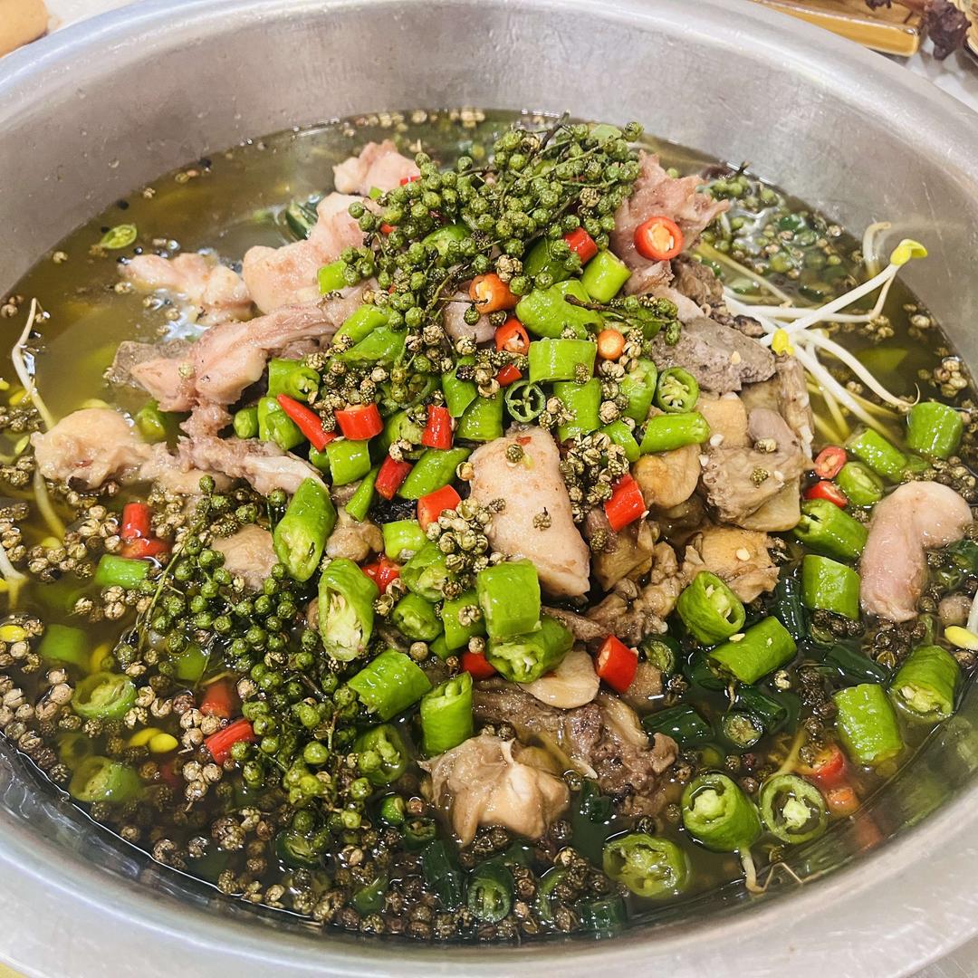 铜梁紫锦花苑兔味轩食府