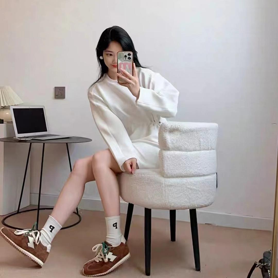 轻奢奥莱—安协