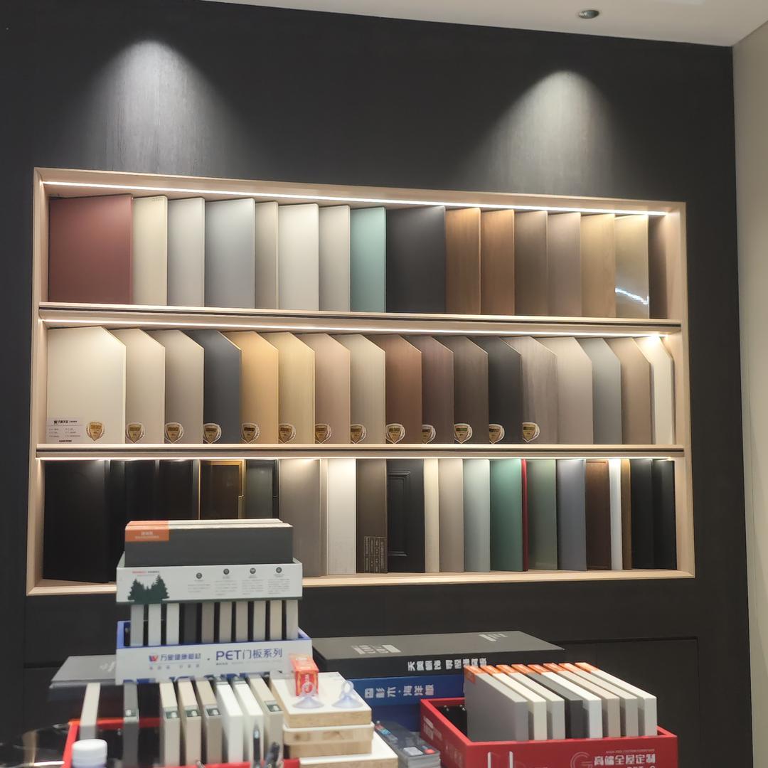 衡阳万象天冠高端板材批发全屋定制