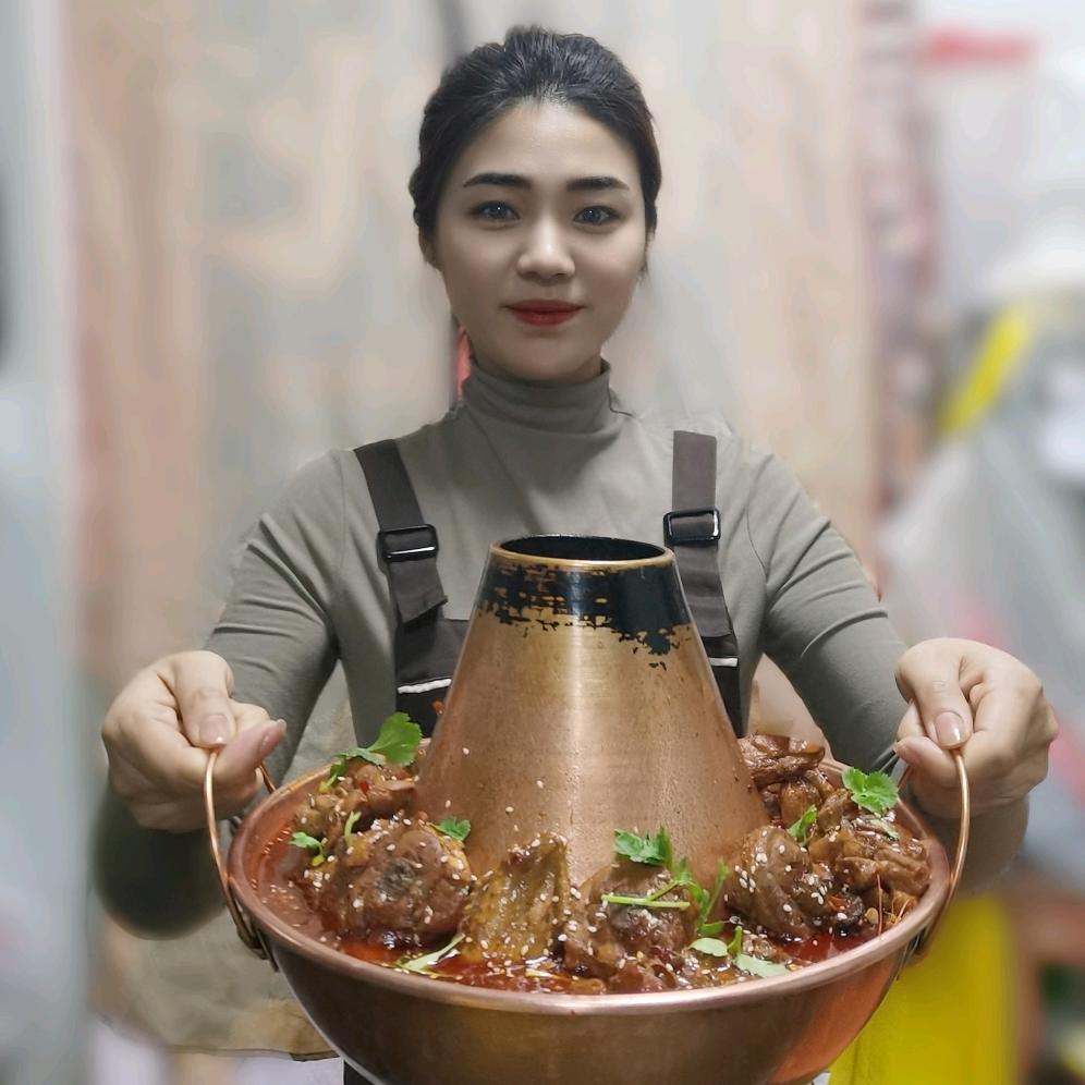 白胖儿火锅鸡（津南吾悦总店）