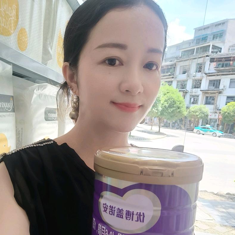 卖纸尿裤的小妇人