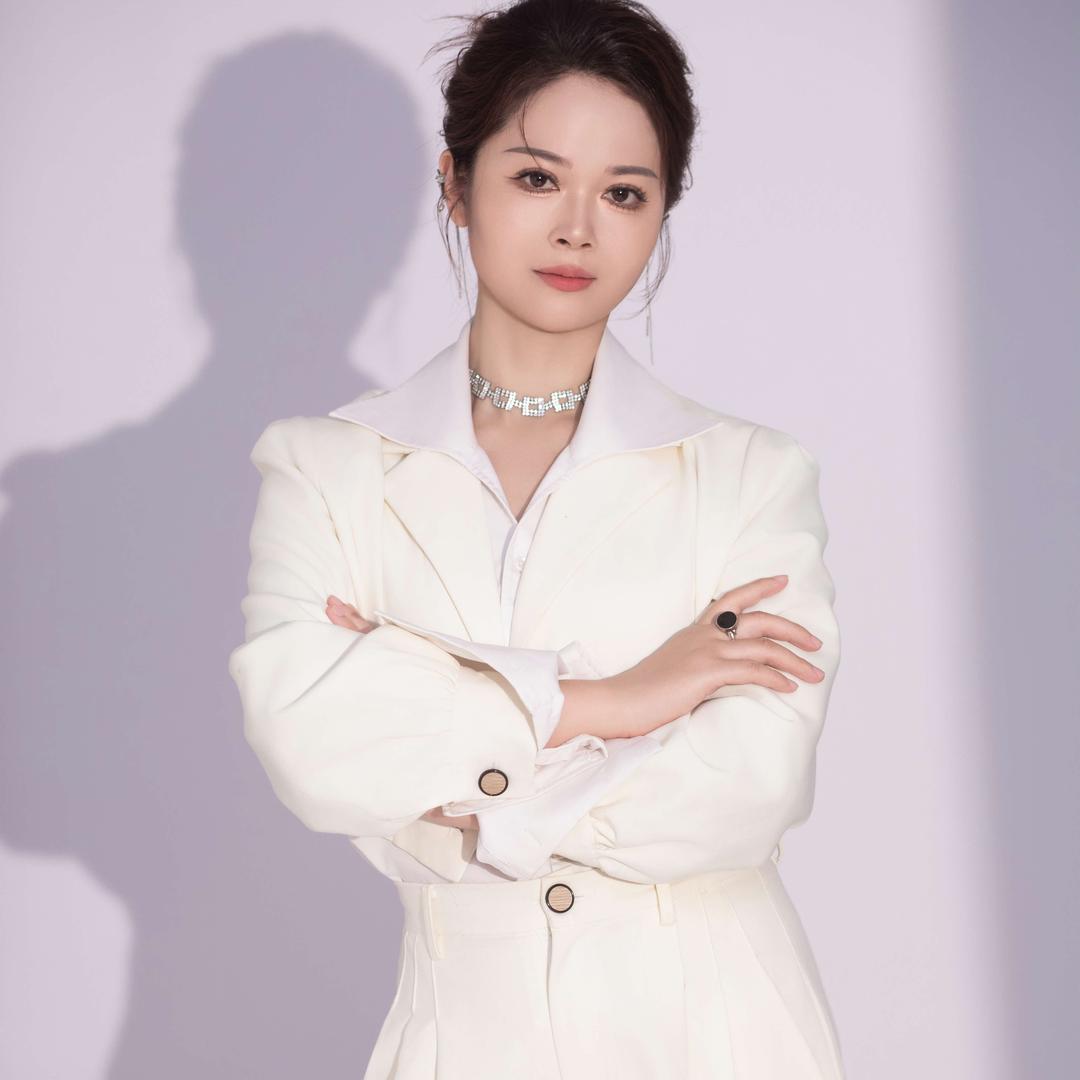 黄梅由野美肤～刘霖