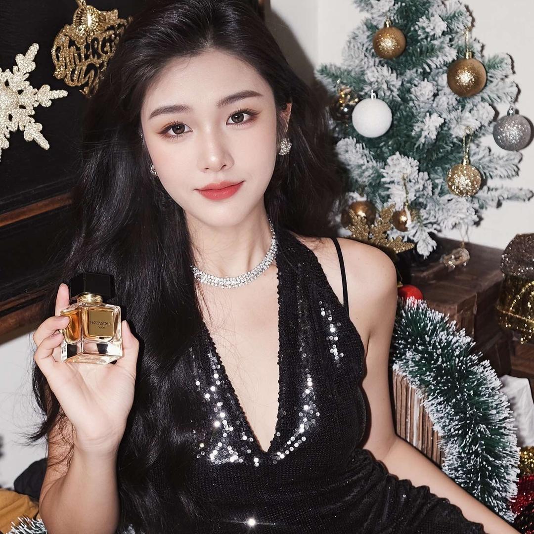 之欧周禾木女装店