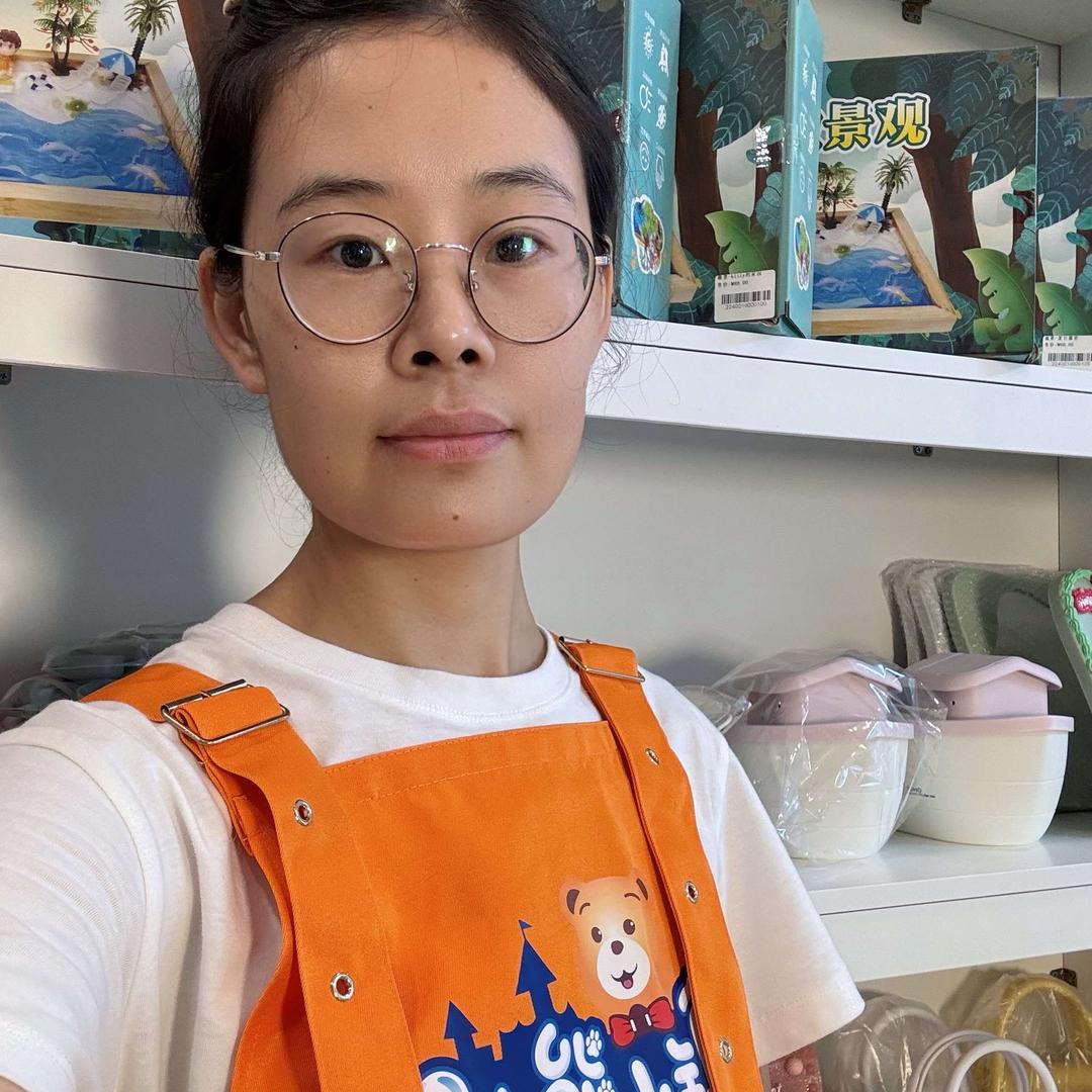 三河燕郊咪熊小镇小向老师