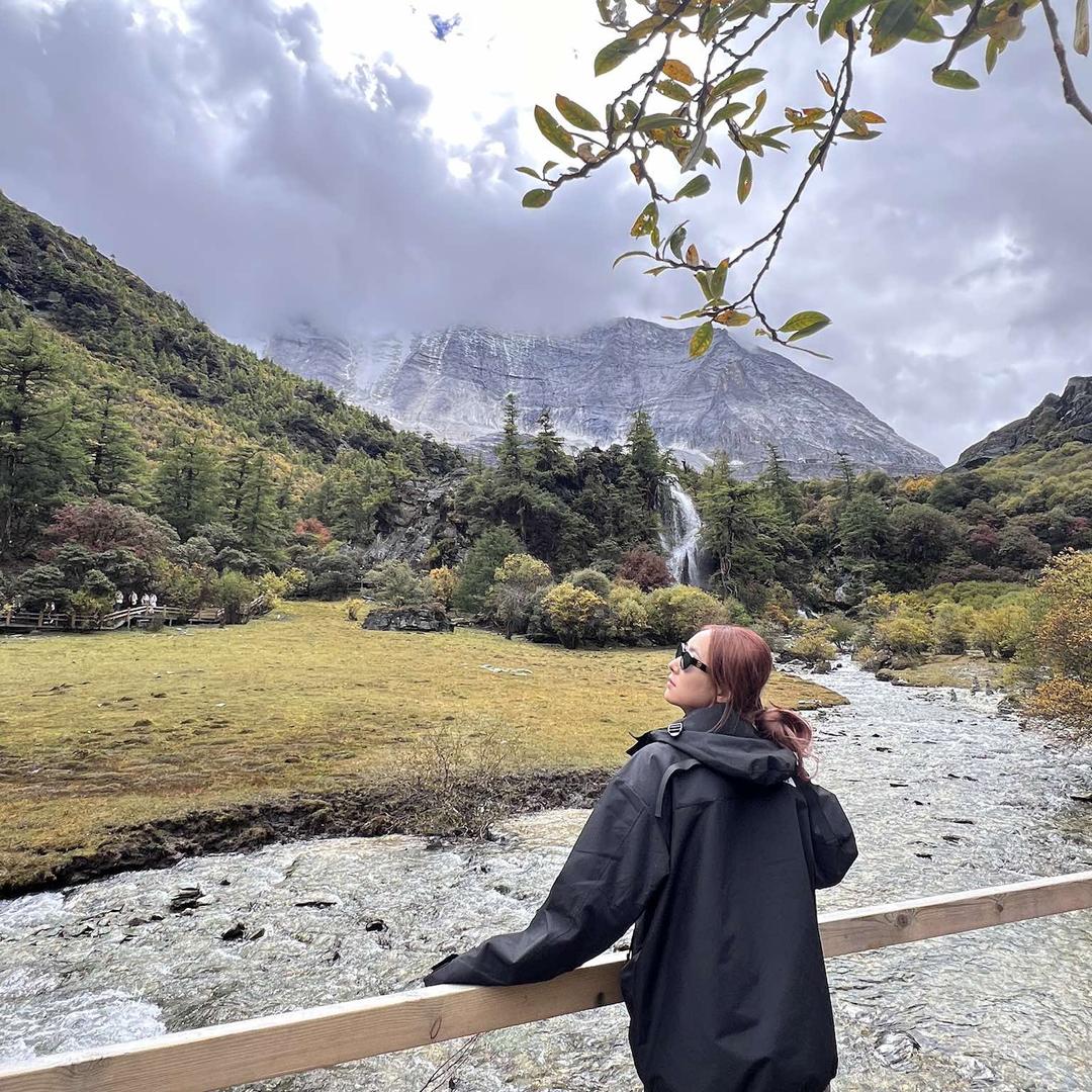 美遇My-AI影院式美甲美睫