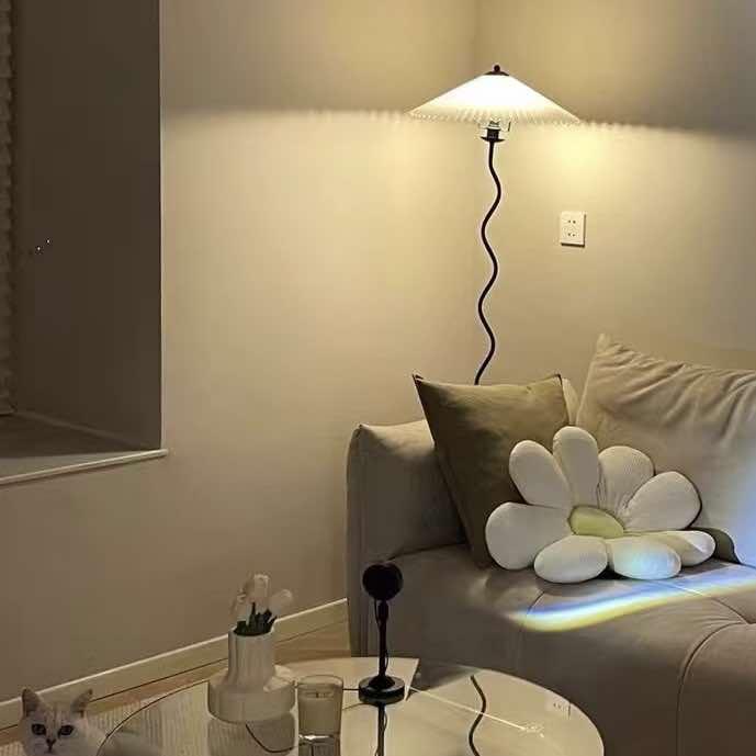 七七·佳人友约