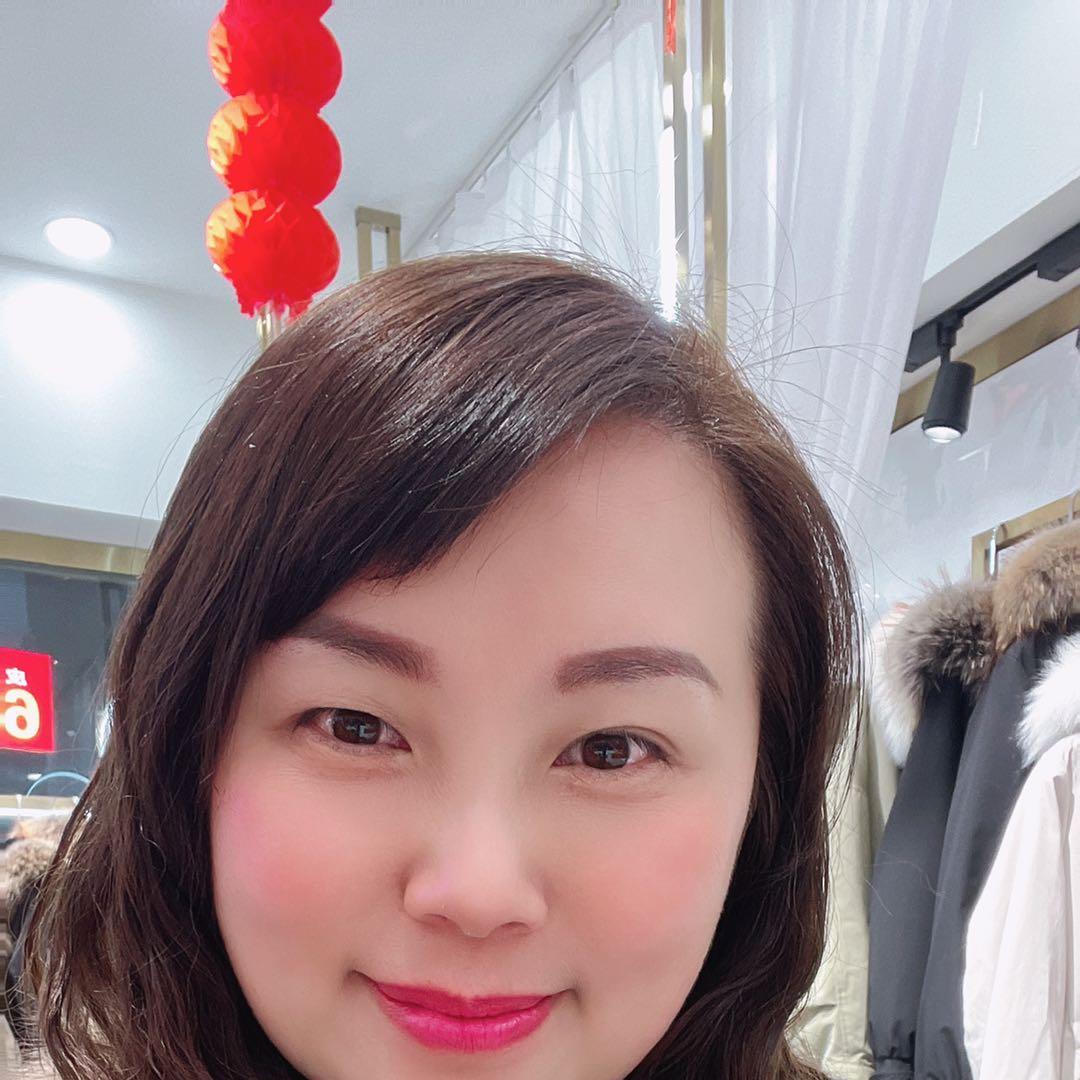 邛崃抚琴街杨丫素引真丝皮草(抚琴街店)