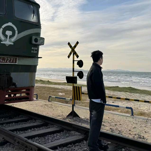 GL阿伟烫染·大鹏