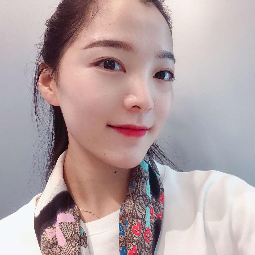 在合肥教瑜伽的Coco