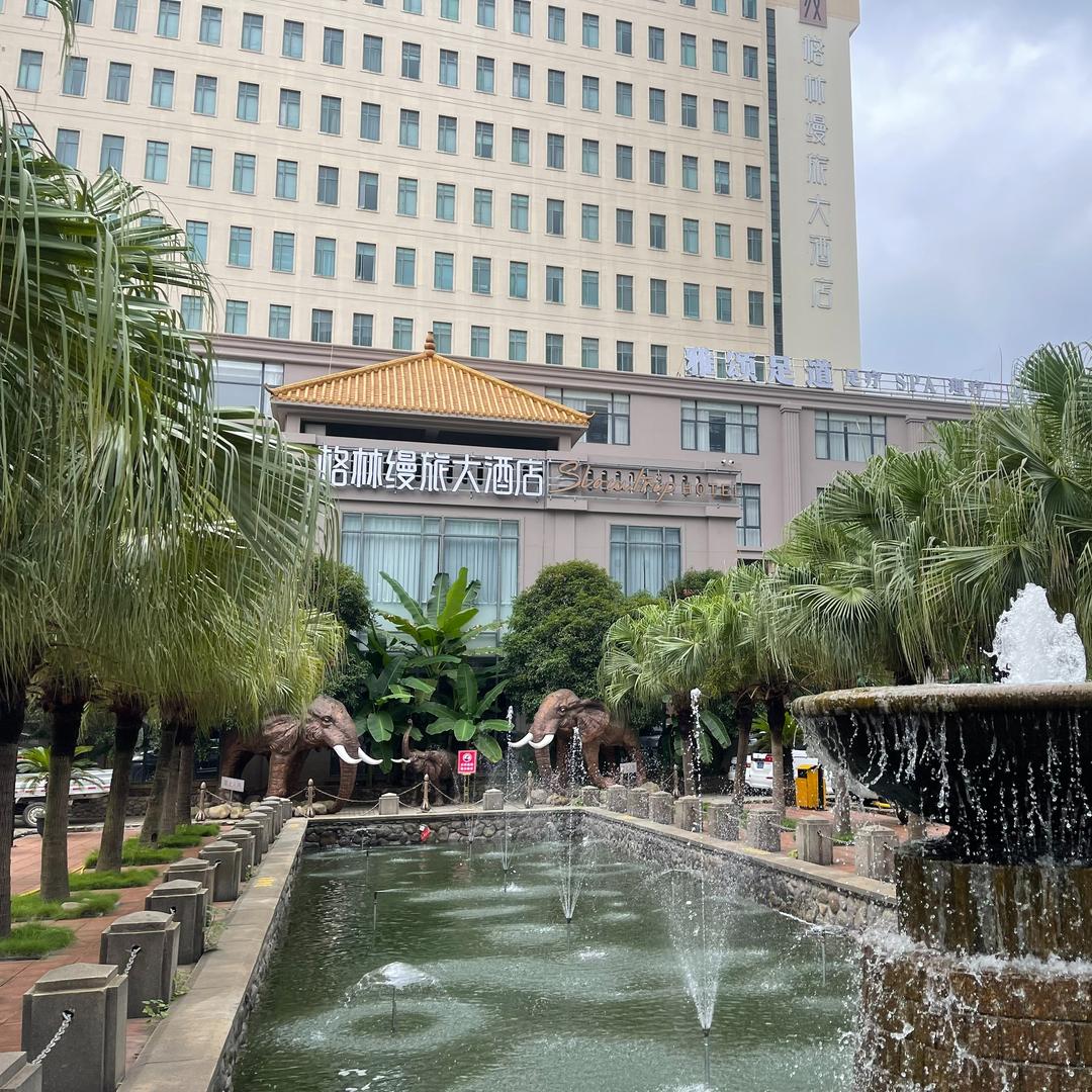 格林缦旅大酒店(八一广场一附院店)