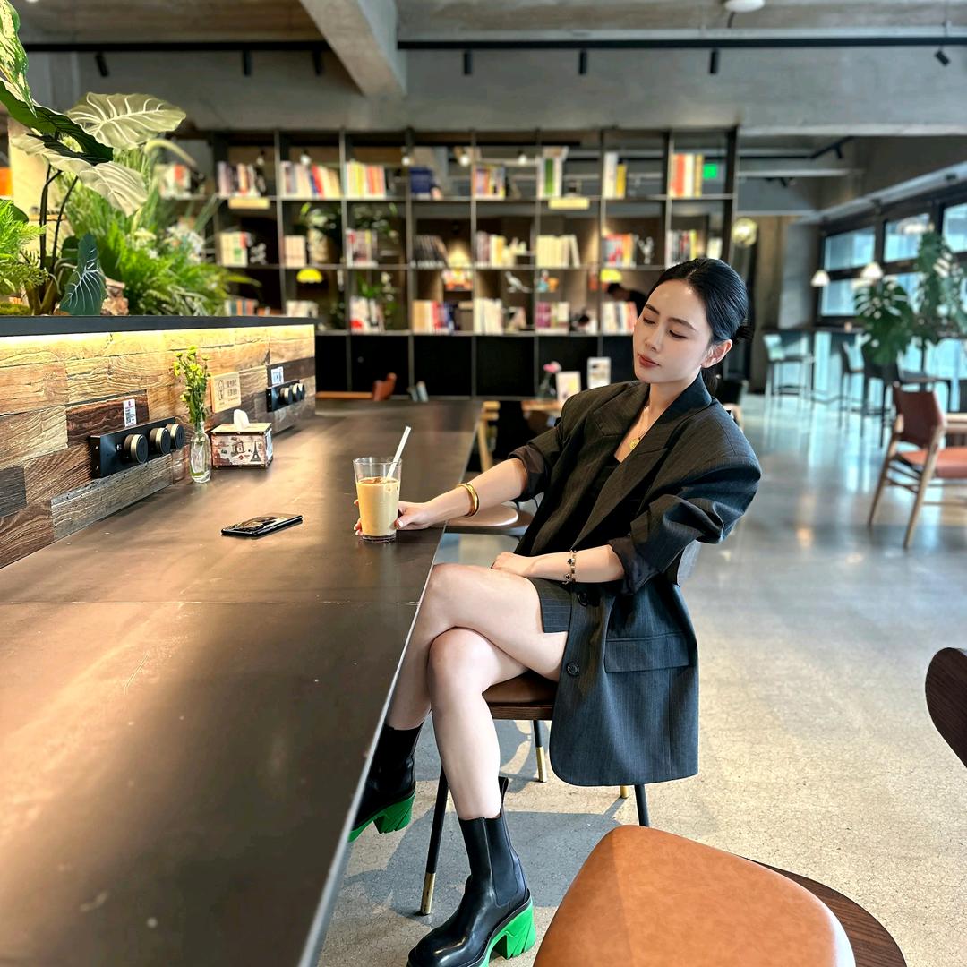 鲅鱼圈Dw婚纱店