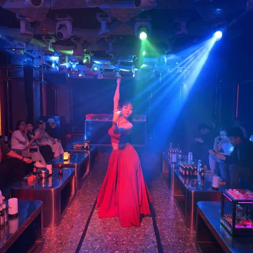 俏俪人酒馆(金华旭辉广场店)官方号