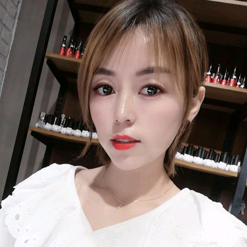 菲儿美甲美睫皮肤管理店