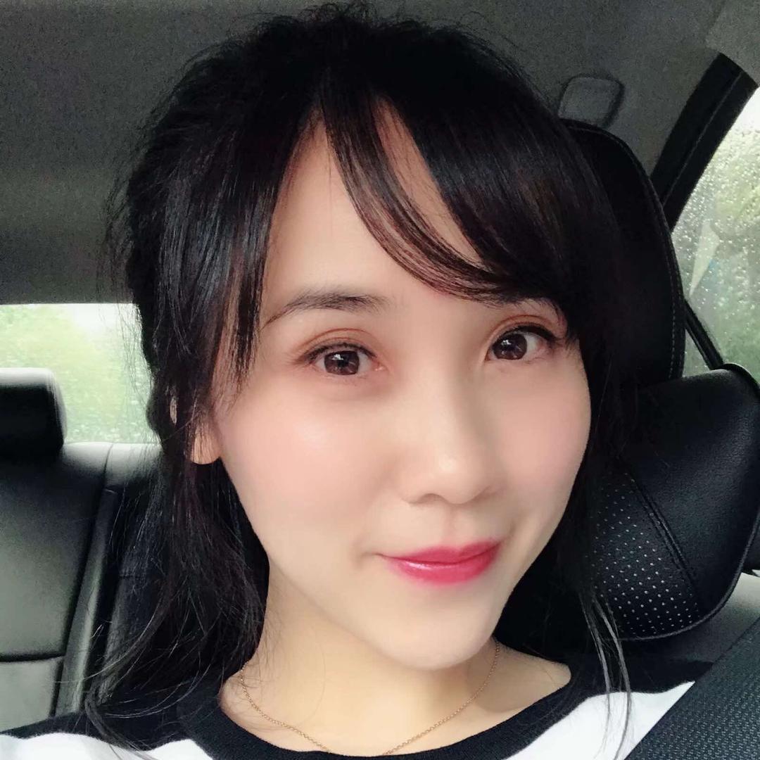 宜宾一线天服饰主理人-婷婷