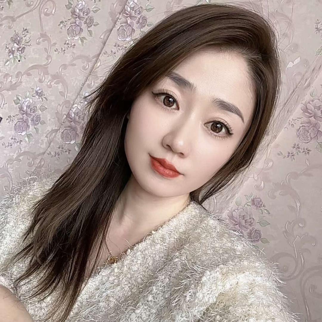 钱钱【藏红方&奢莲】🌹