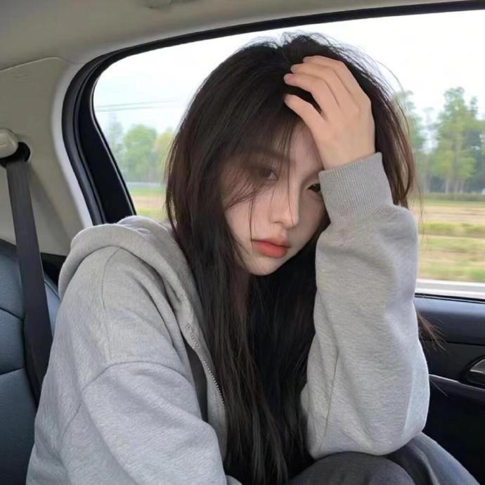 迎莱盈服饰