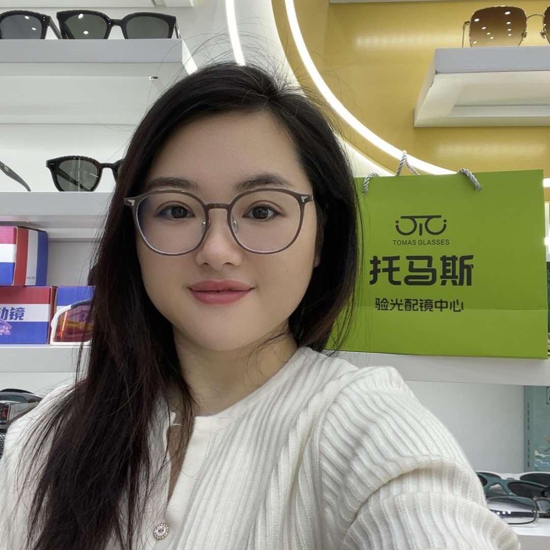 横岗托马斯眼镜店