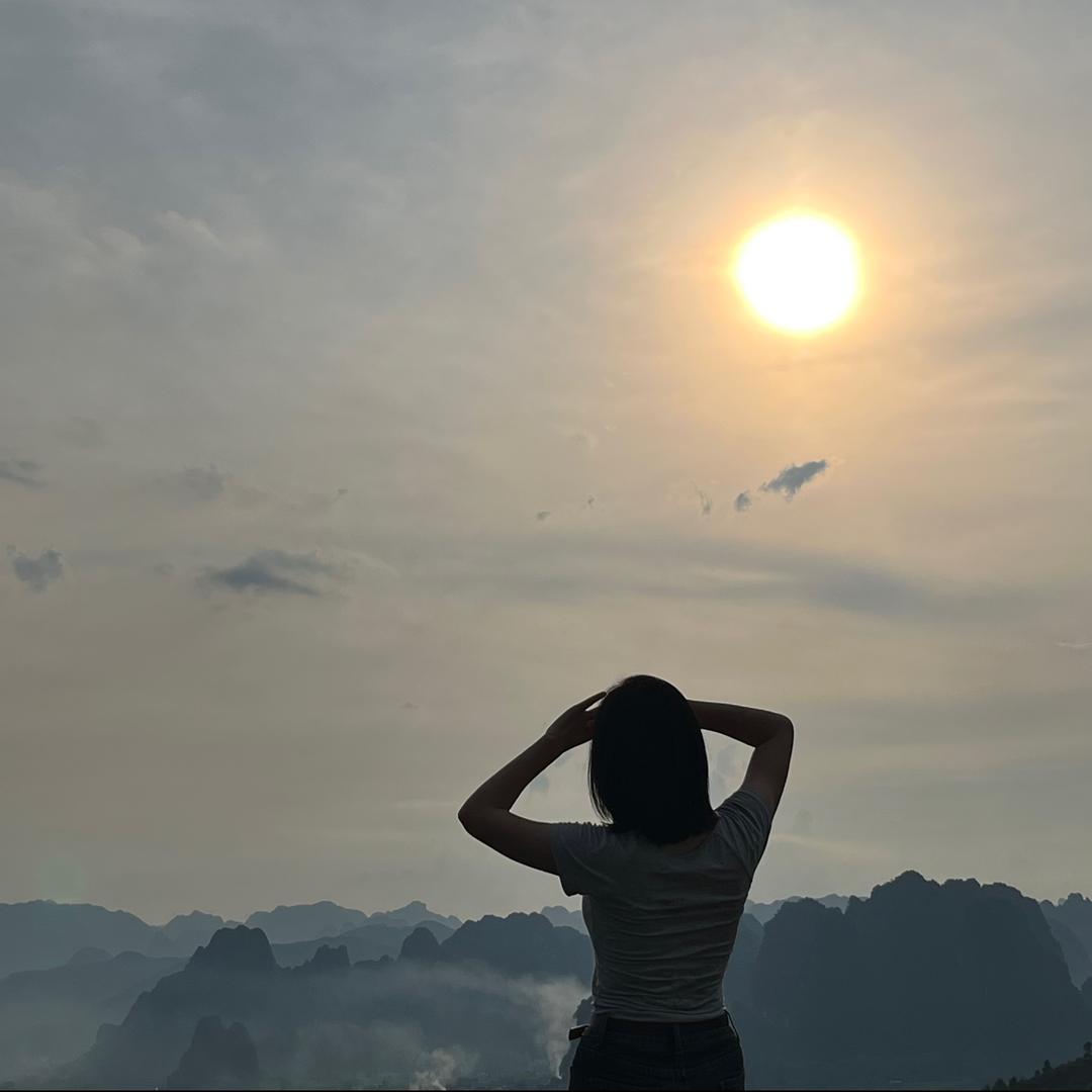 不吃香菜的依-联布