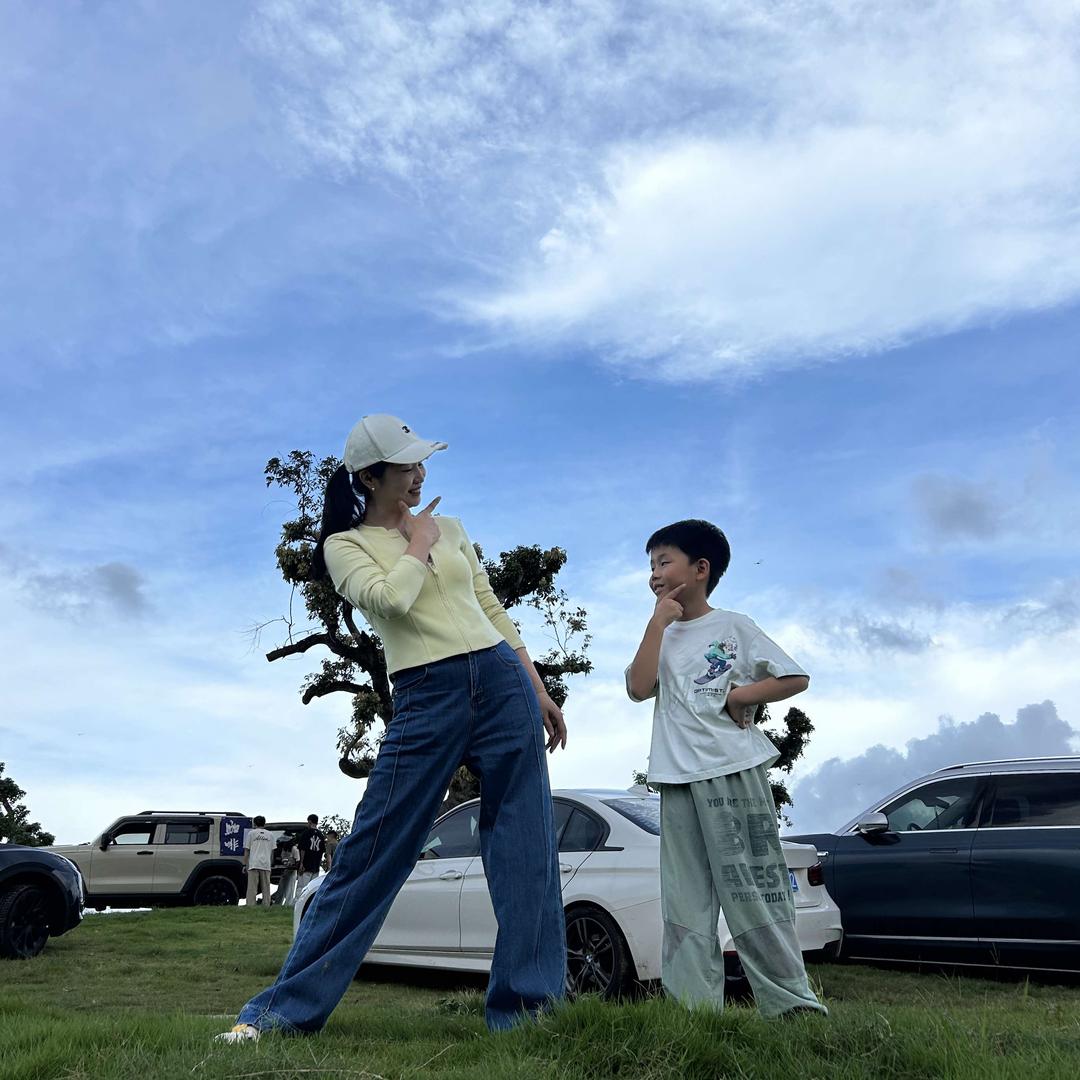 爱美的暖暖同学