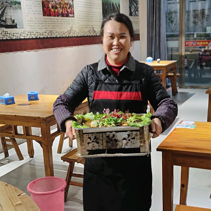 浮桥头小平小吃（谢姐）官方号