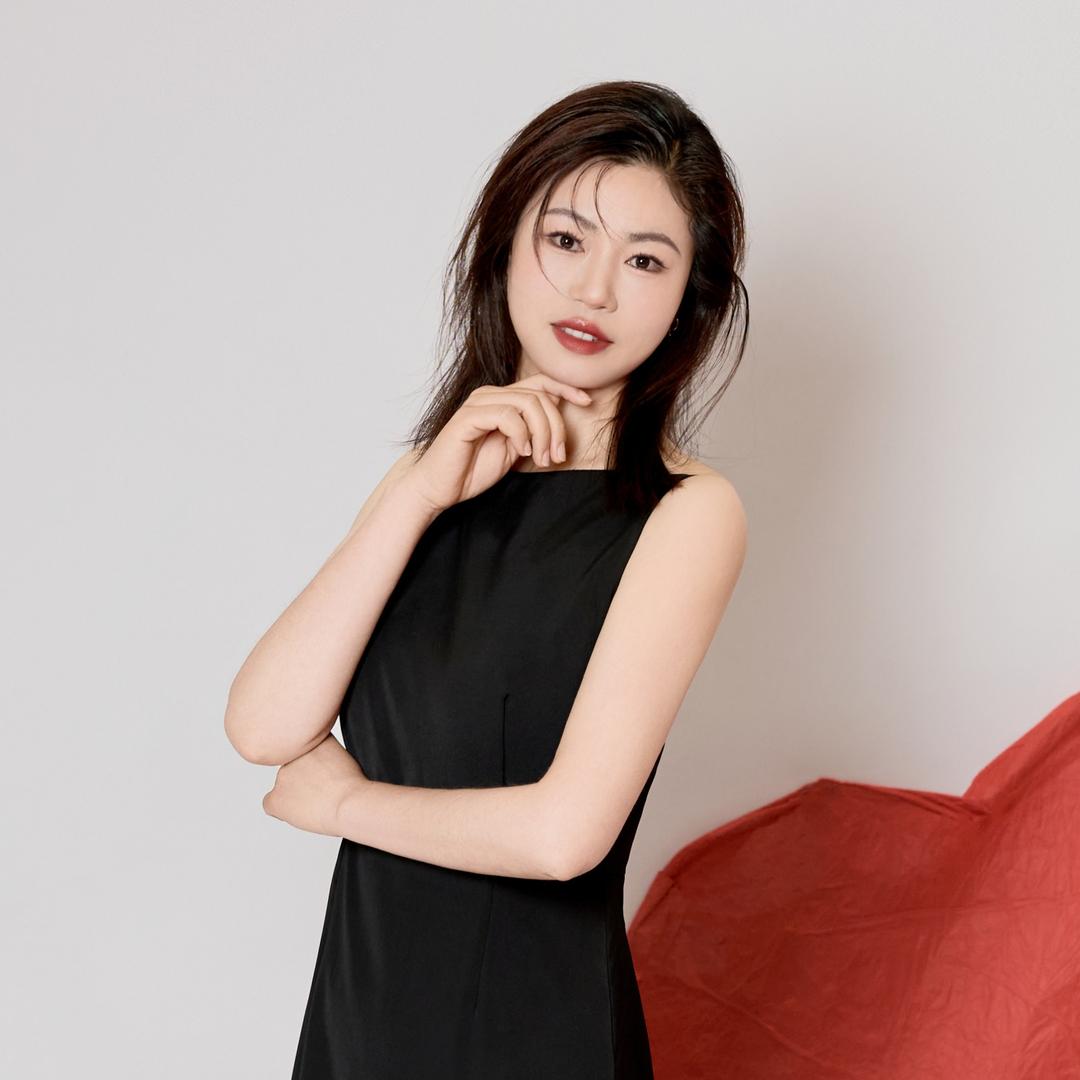 乐⼭红姐养⻋(车之翼·乐通之翼)