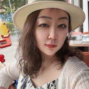 偶姿女装偶姿