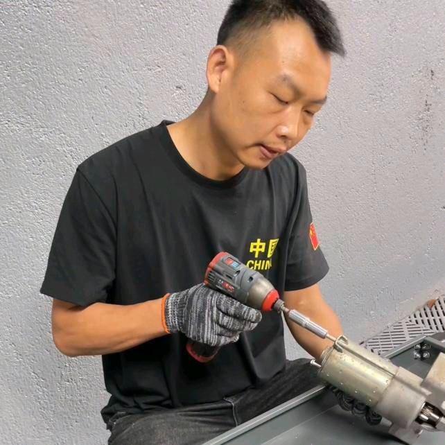 DM 明哥修车