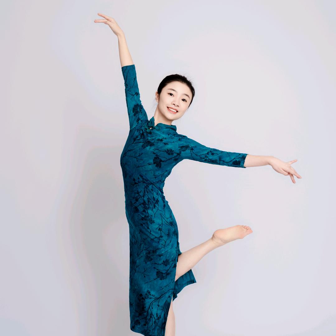 广安爱乐艺术学校舞蹈李老师