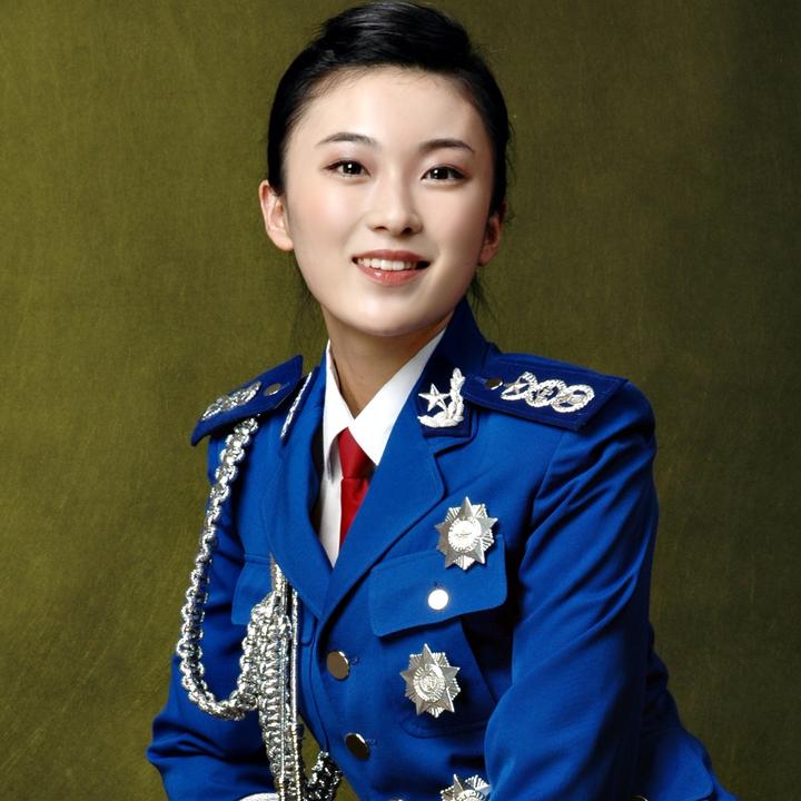 若冰的个人资料