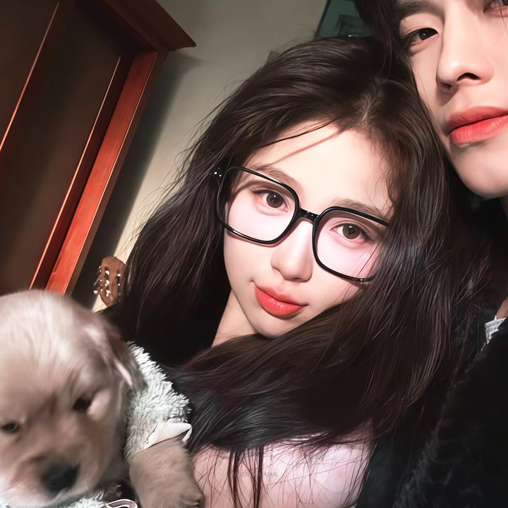Esther.卫枝的海岸