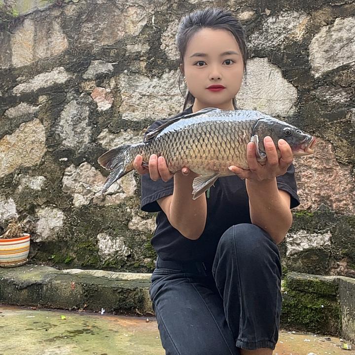 @艺姐钓鱼