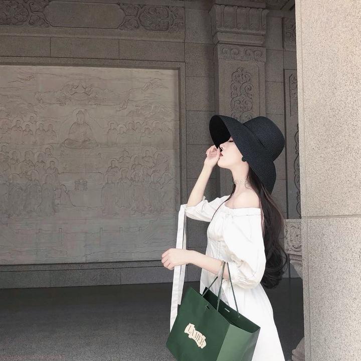 白个白