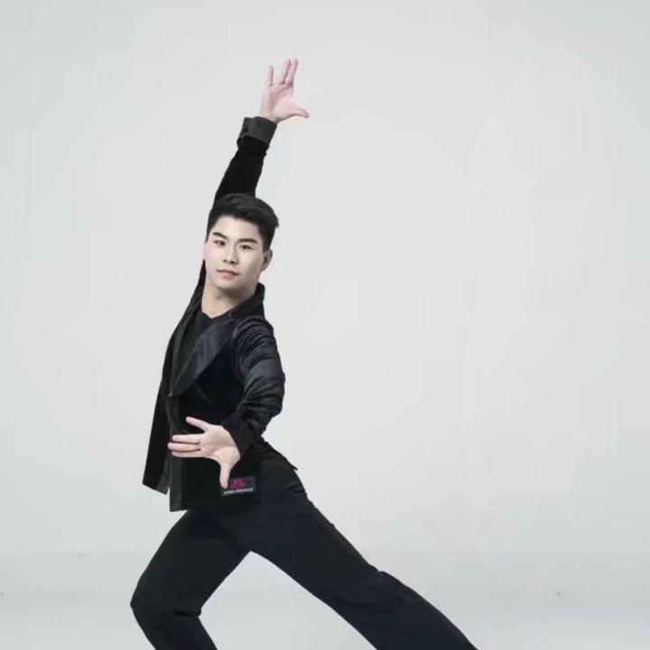张杨交谊舞