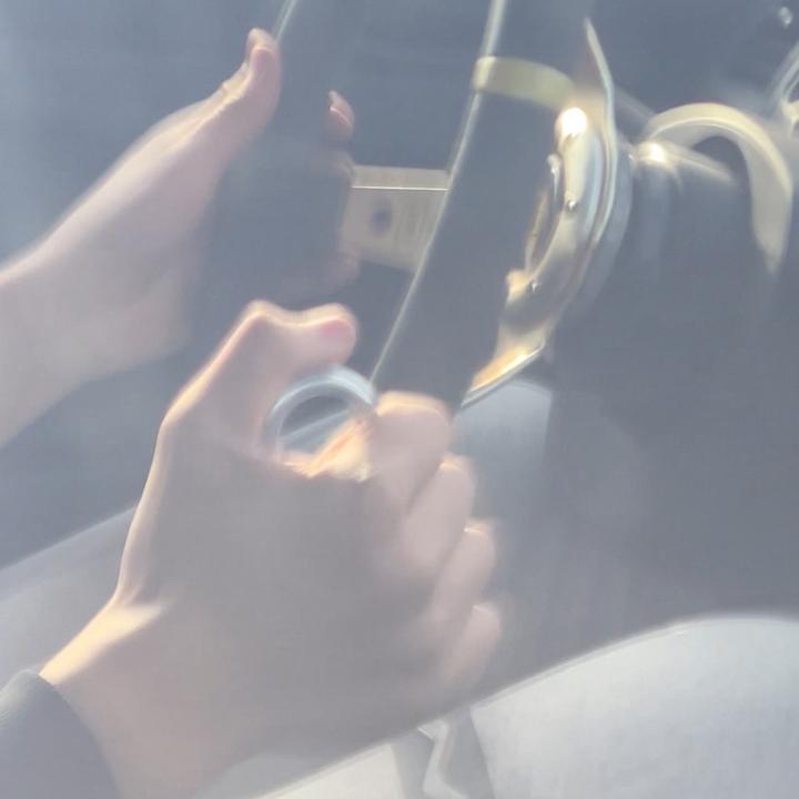 10號車手