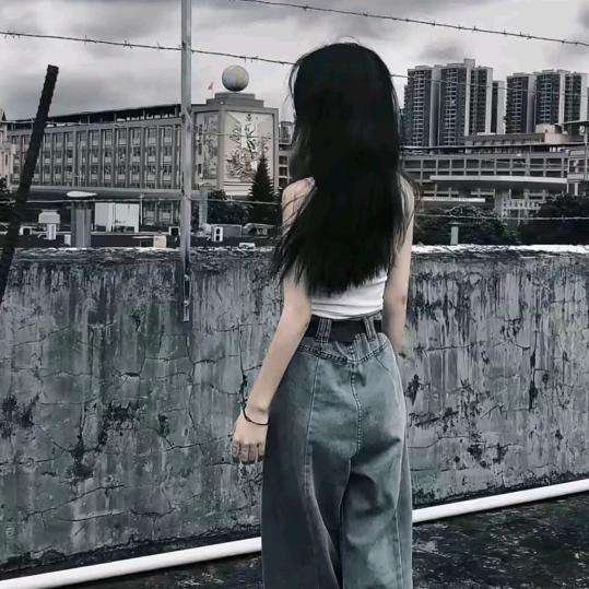 与爱无缘.🐾