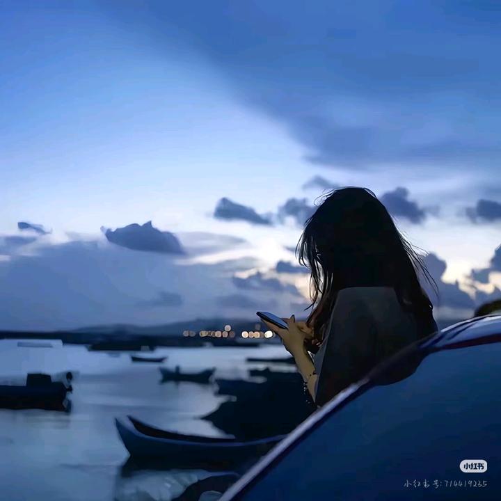 溪语落
