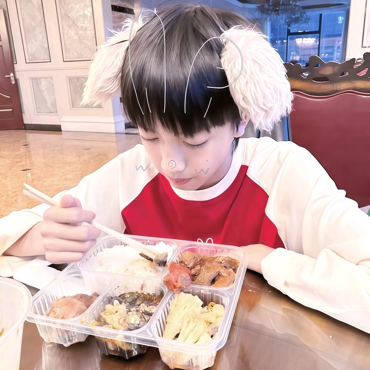 *Gui_萌龙桂少.