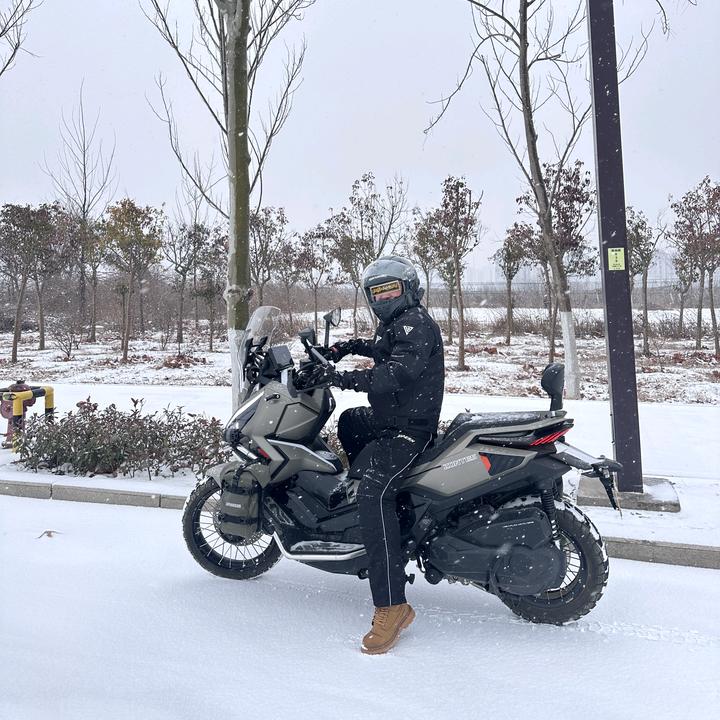 一 路 凯 旋