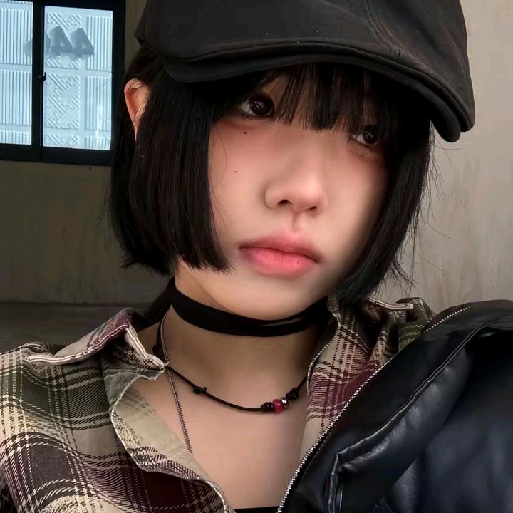 成嶋亮