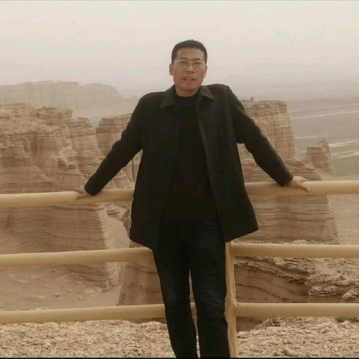 经纬山海