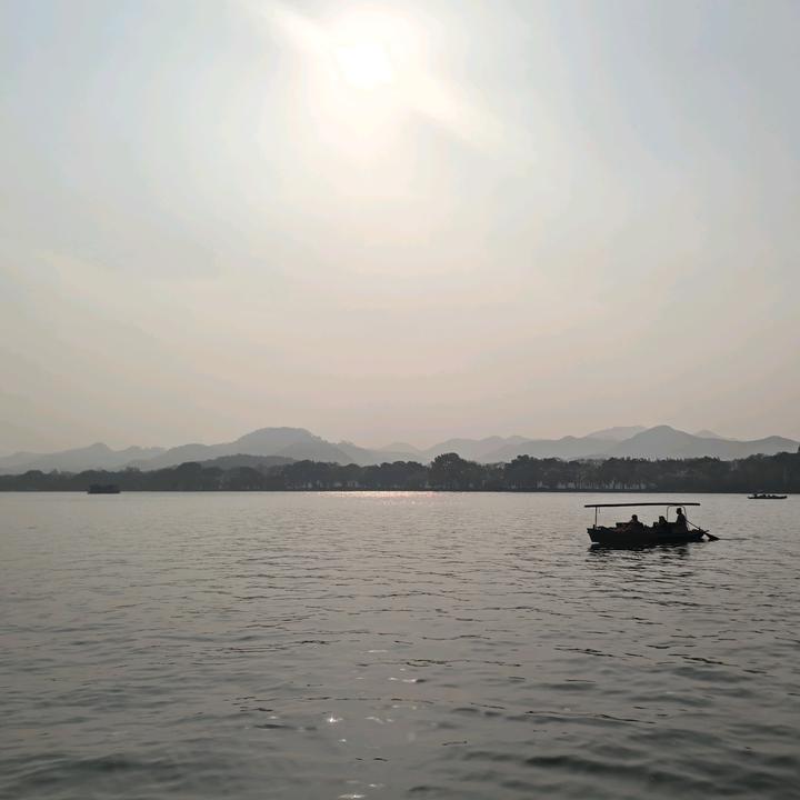 钱塘阿鹏哥