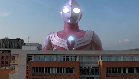 迪迦奥特曼 的变身器 #你要永远相信光 #广州城建技工学校 00:00/00