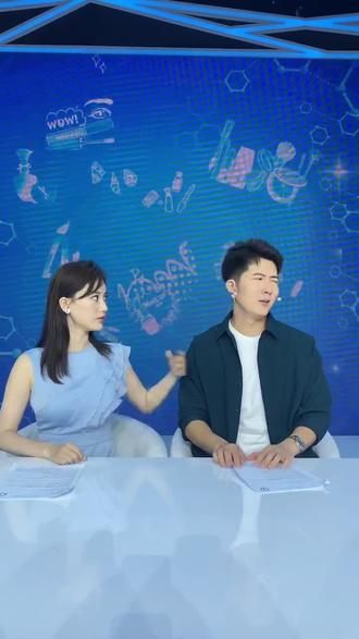 这次媳妇真没我跳的好!#舞蹈#温格夫妇@芮格小胖猴#动感扭胯舞